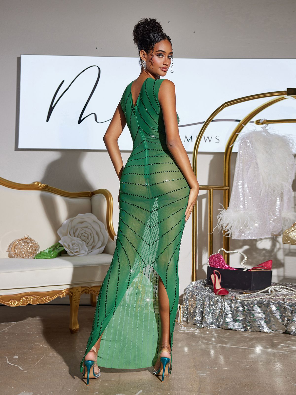 Robe maxi fendue imprimée de strass verte 