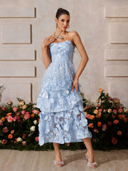 Robe midi bustier bleue brodée de fleurs 