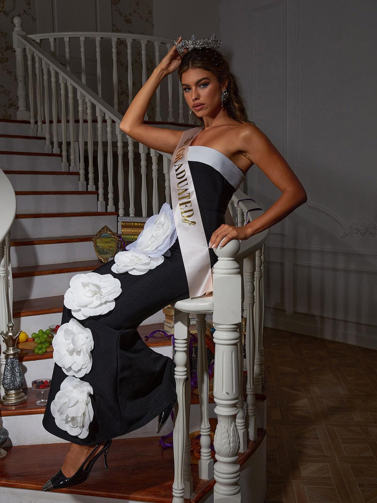 Robe longue bandage ornée de fleurs 
