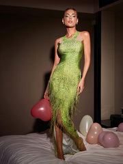 Robe midi verte à franges de cristaux et à fleurs 