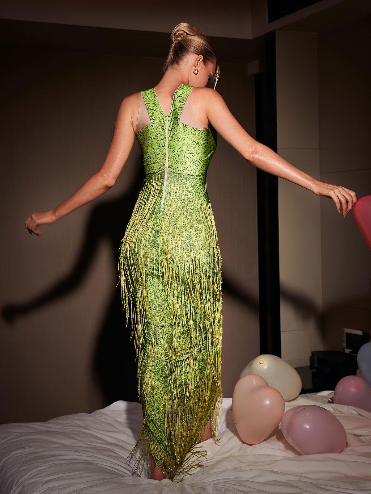 Robe midi verte à franges de cristaux et à fleurs 