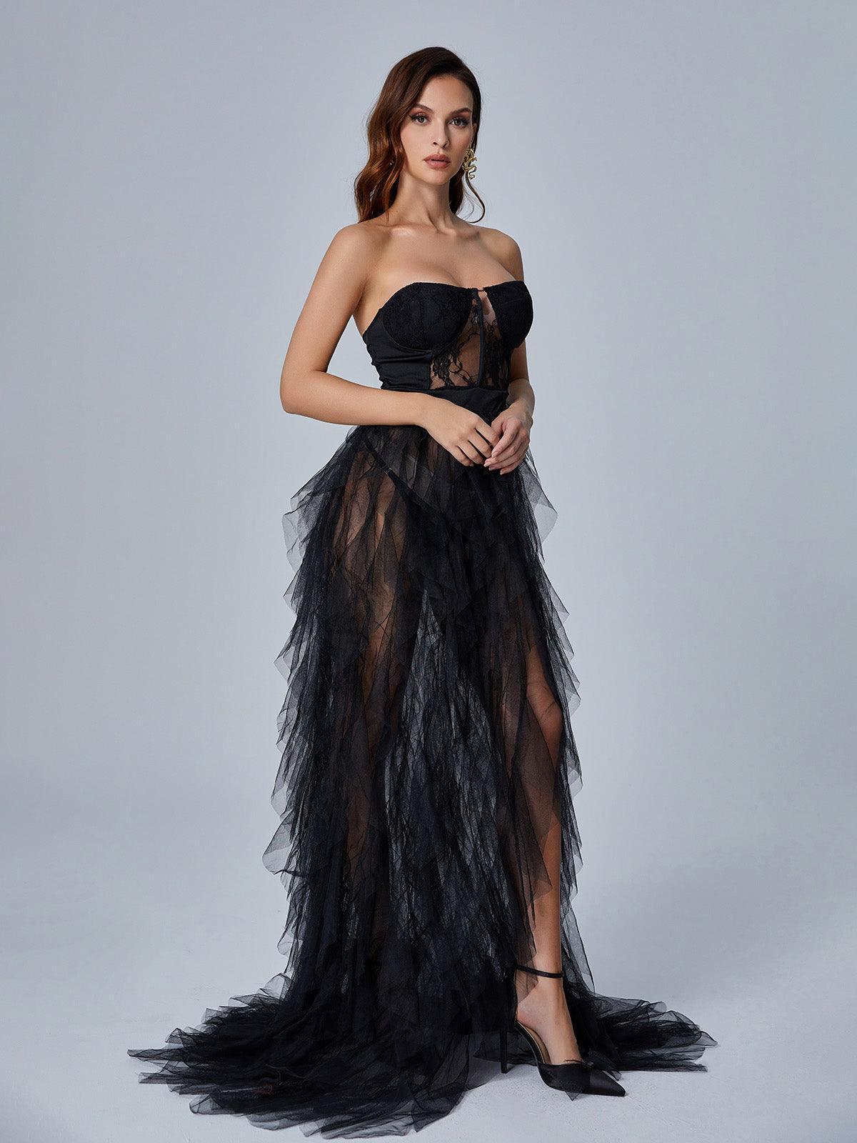Robe longue en tulle noir 