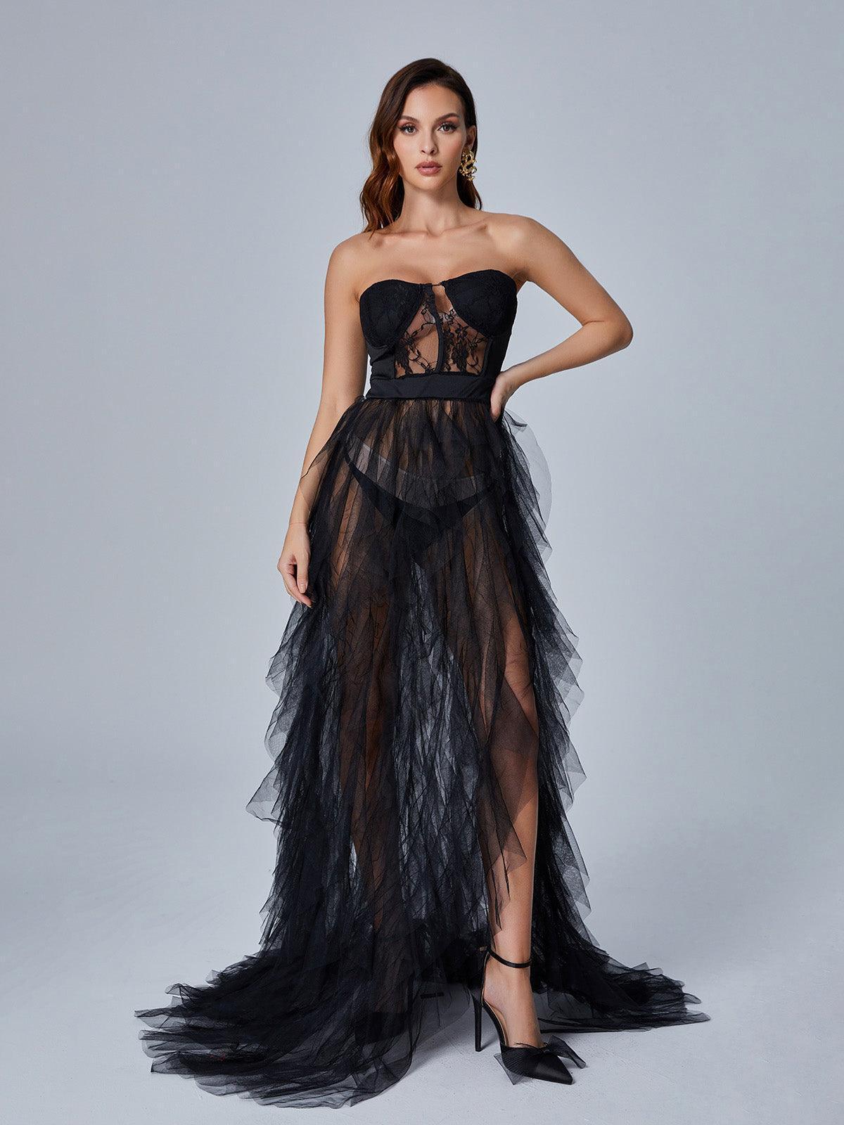 Robe longue en tulle noir 