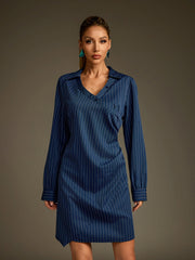 Robe chemise courte à rayures et col rabattu 