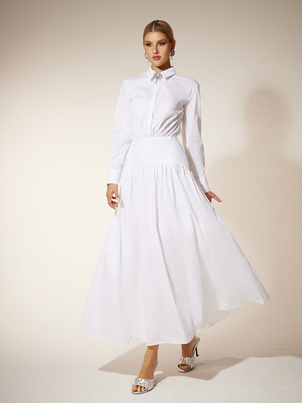 Robe chemise froncée à col 