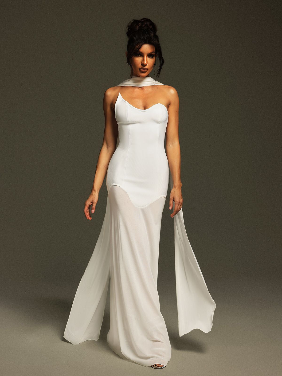 Robe longue bustier drapée à bandage 