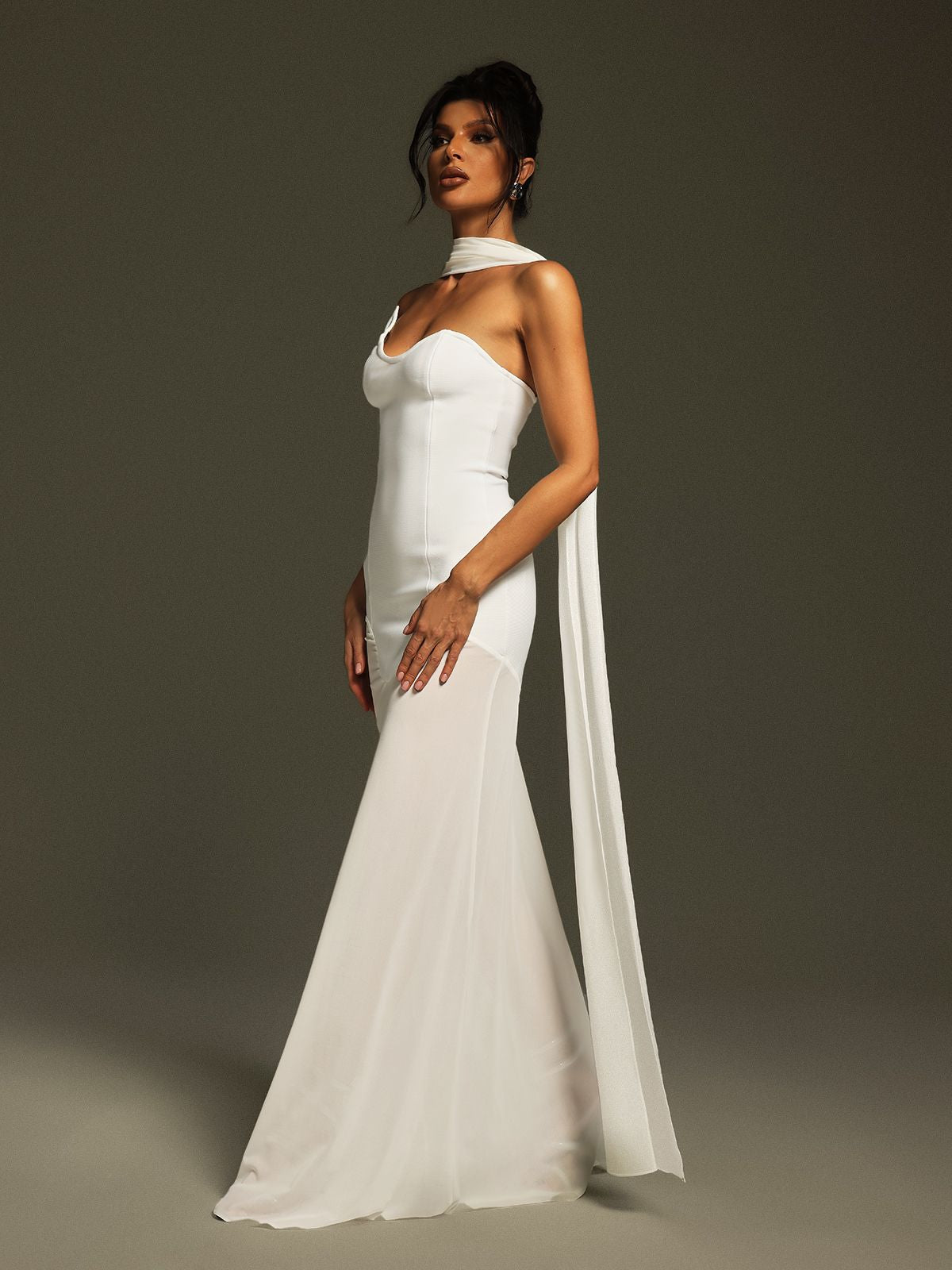 Robe longue bustier drapée à bandage 