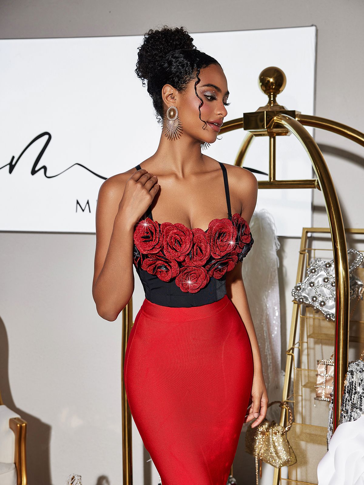 Haut bustier à fleurs spaghetti 