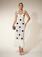 Robe midi blanche en maille à pois et franges 