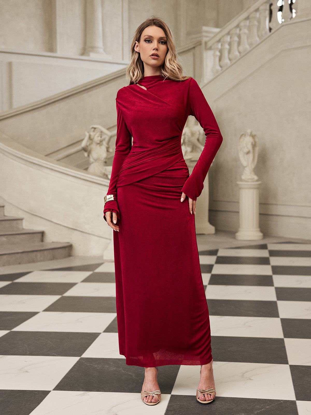 Robe longue maxi en velours à manches longues 
