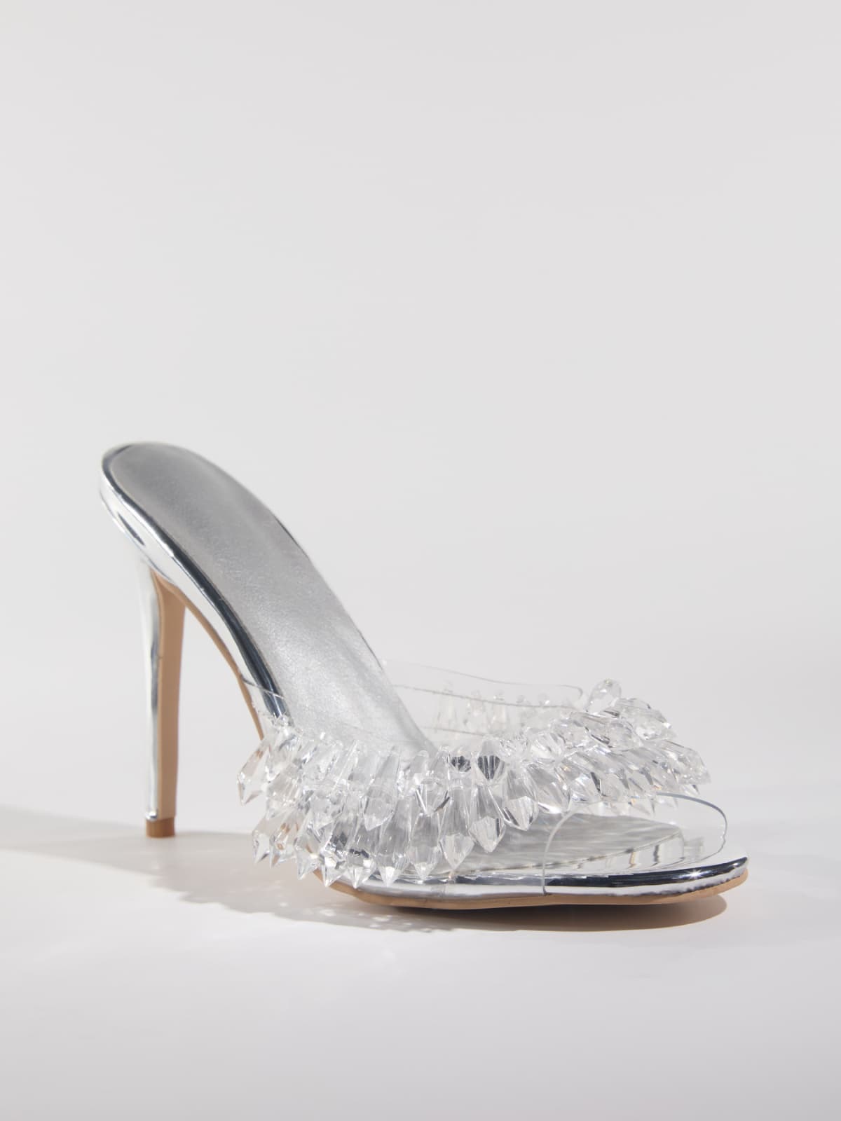 Pantoufles à franges de cristal