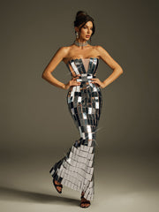 Robe longue bustier en acrylique