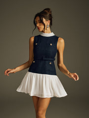 Robe mini sans manches à boutons 