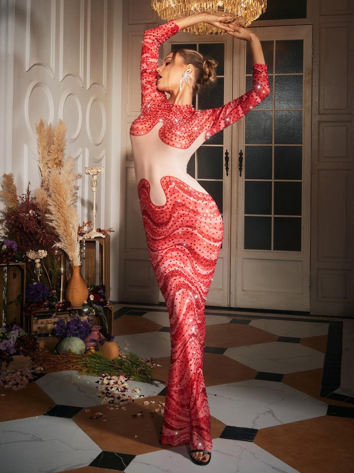 Robe maxi imprimée vagues et strass 