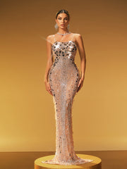 Robe longue ornée de franges en acrylique 