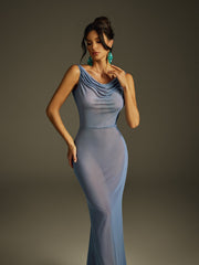 Robe longue sans manches en maille drapée 