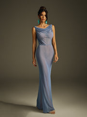 Robe longue sans manches en maille drapée 