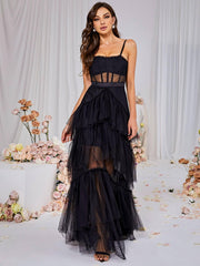Robe longue en résille noire