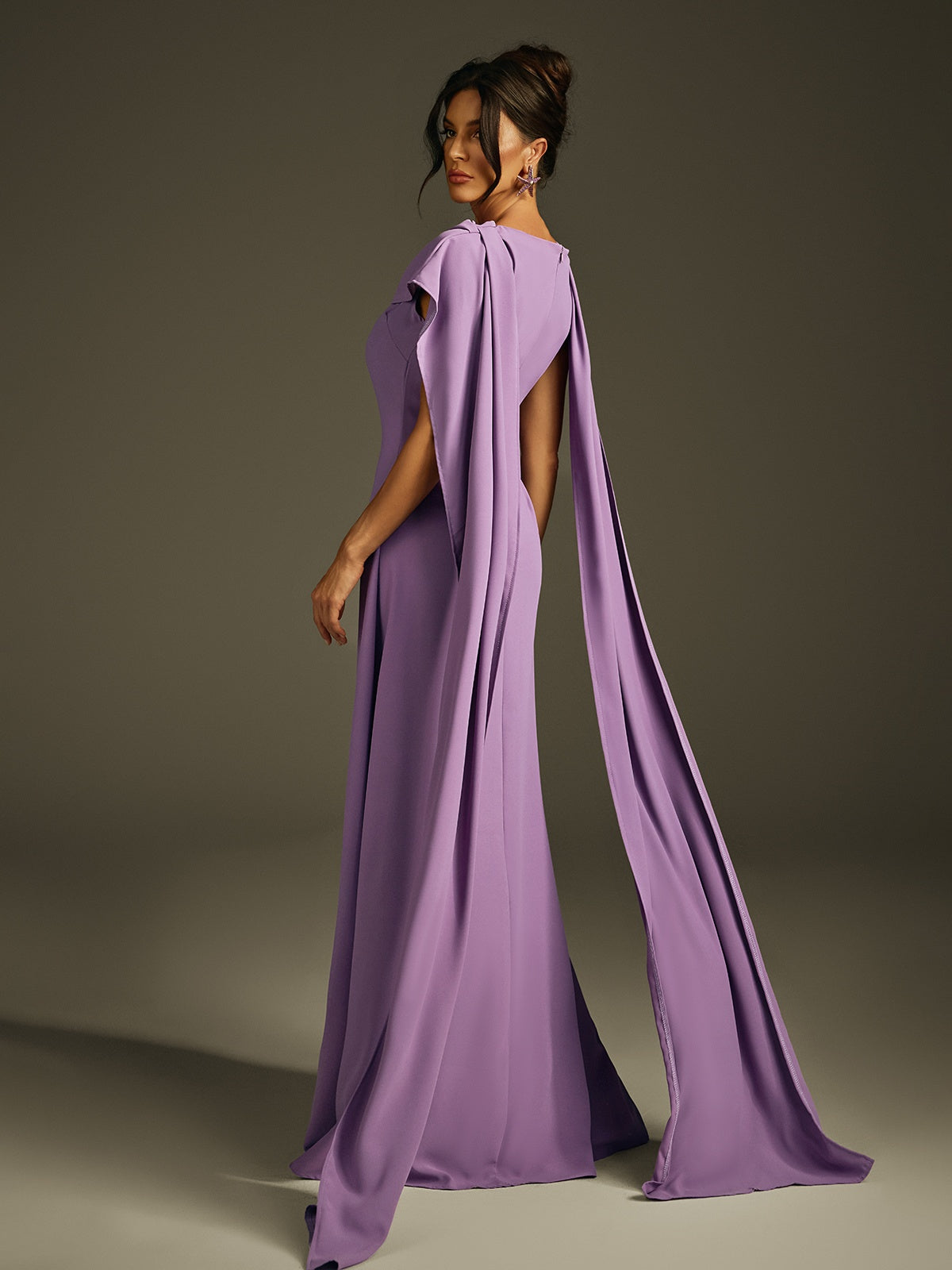 Robe longue sans manches à châle 