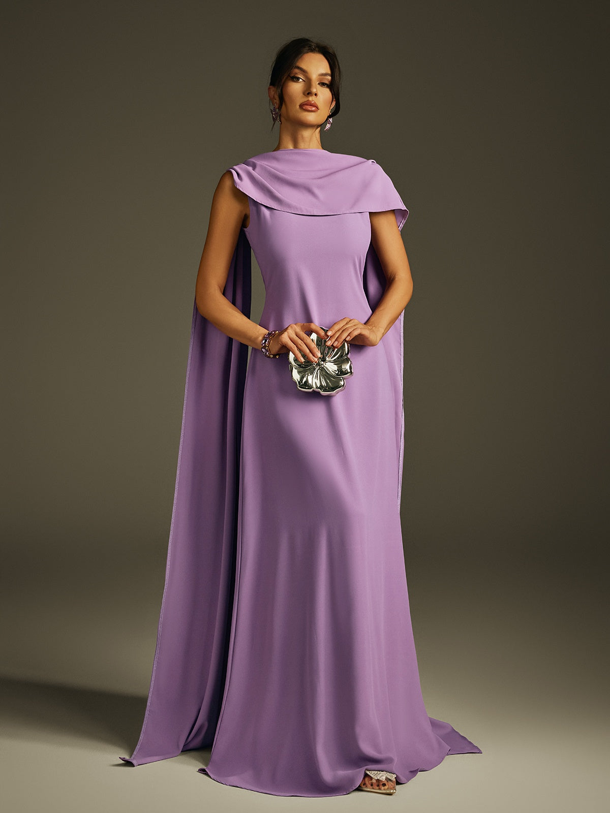 Robe longue sans manches à châle 