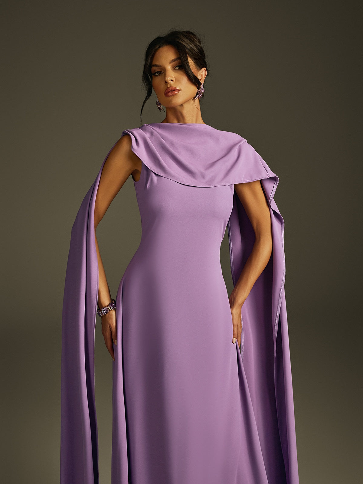 Robe longue sans manches à châle 