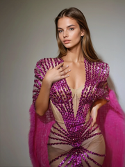 Robe longue cape ornée de sequins