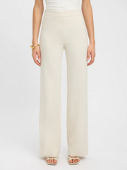 Haut coupé et pantalon évasé