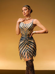 Robe mini à franges en strass et spaghetti 