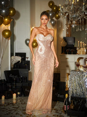 Robe longue bustier en résille à sequins rose doré 