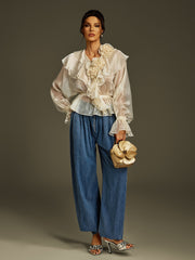 Haut à manches évasées et volants fleuris