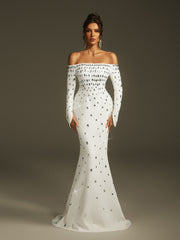 Robe longue à épaules dénudées en cristal 