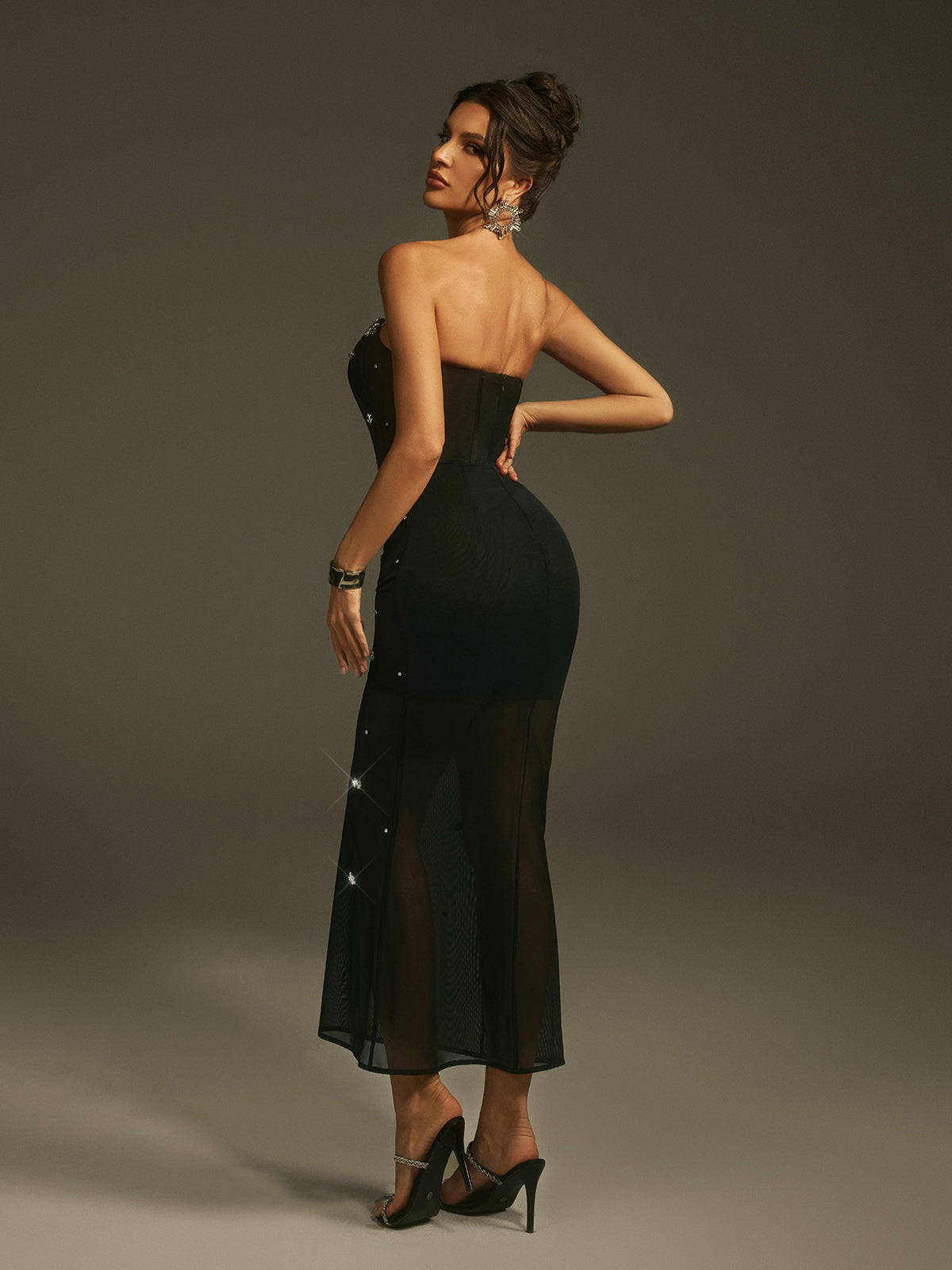 Robe midi bustier en résille strass avec gants 
