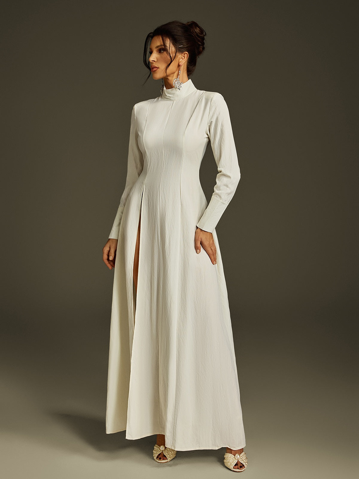 Robe maxi fendue à col montant 