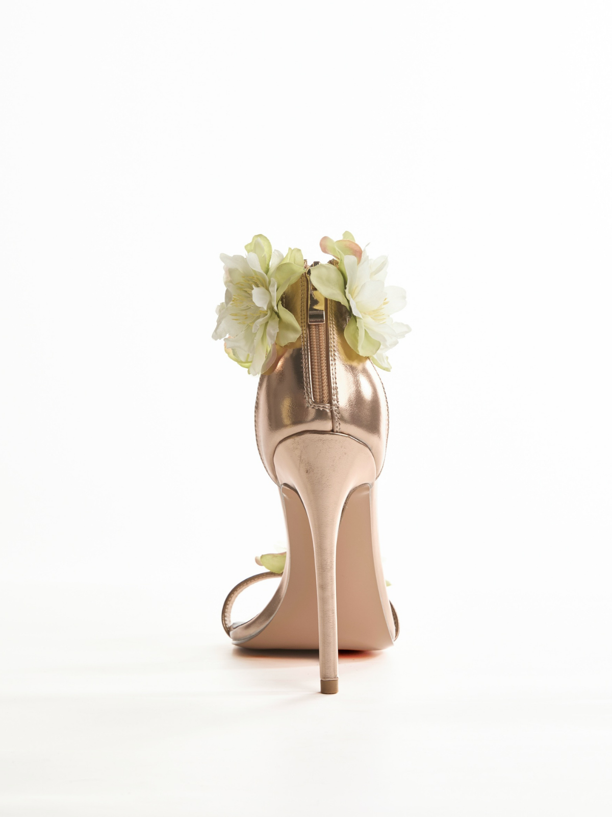 Sandales à fleurs