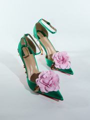 Escarpins en satin fleuri