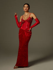 Robe longue en velours froncé à strass et spaghetti 