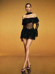 Robe mini bustier en dentelle et sequins avec foulard 
