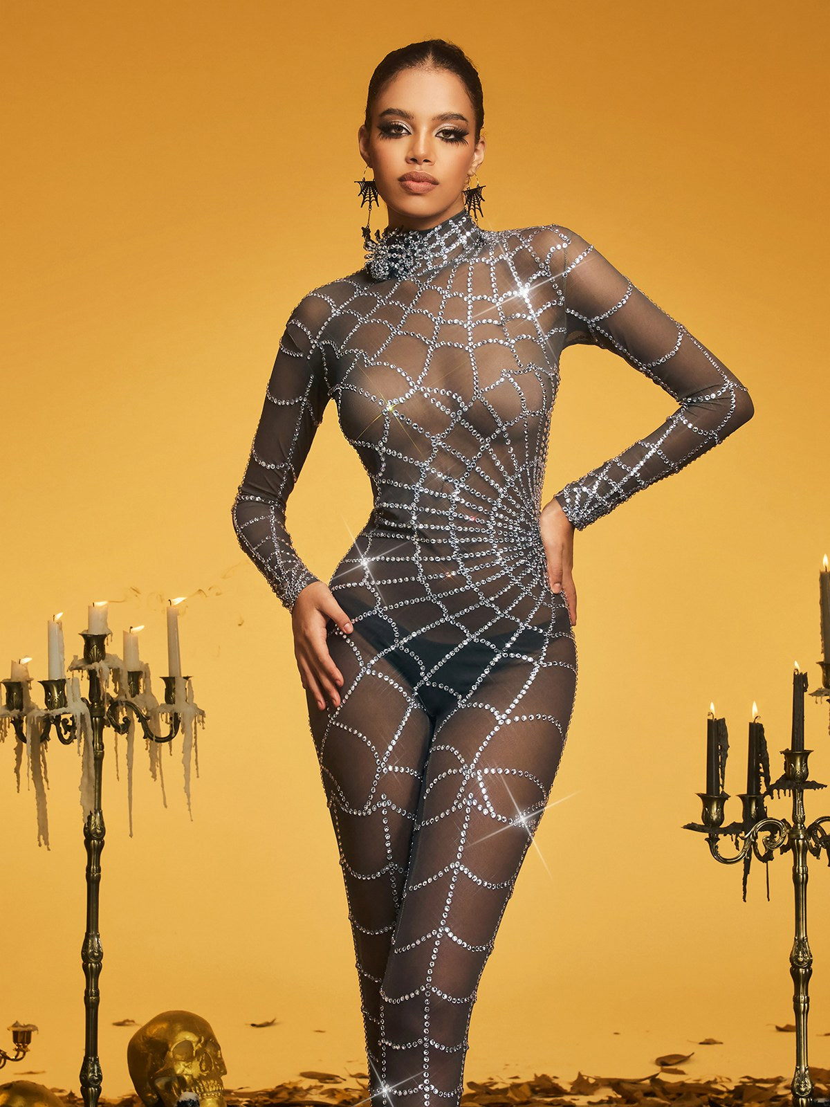 Combinaison à col montant et strass à motif toile d'araignée 