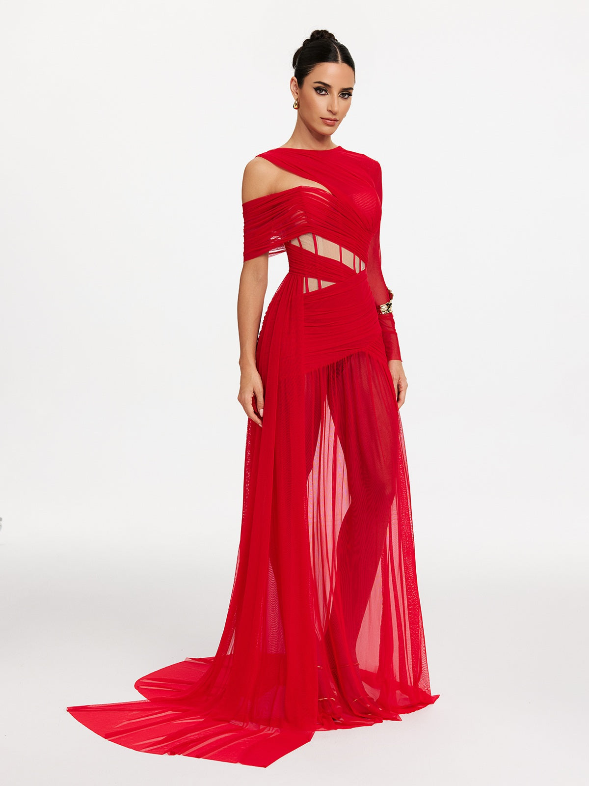 Robe longue en résille à découpes corsetées 