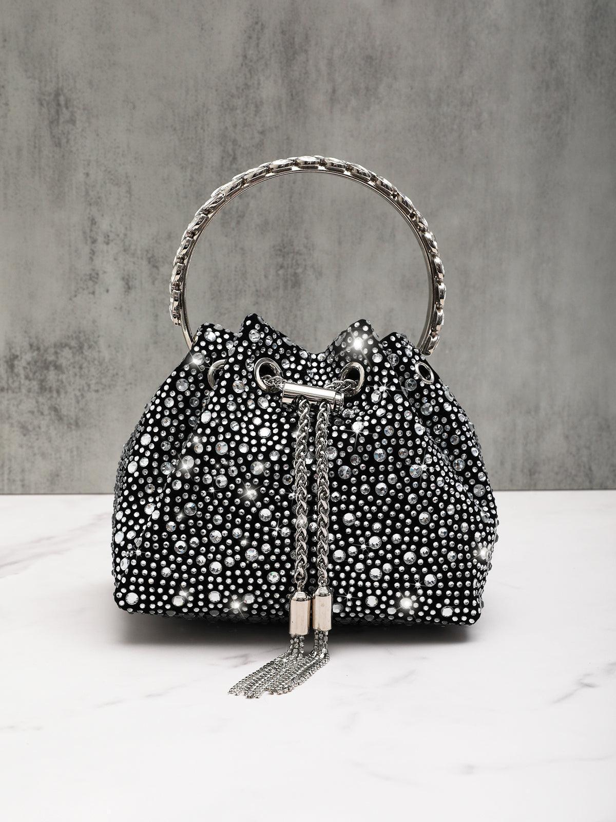 Sac seau noir orné de cristaux