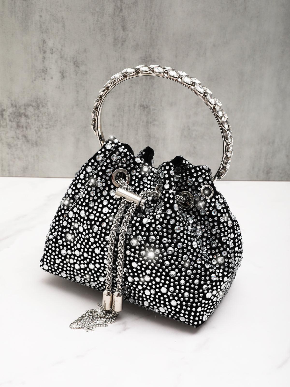 Sac seau noir orné de cristaux
