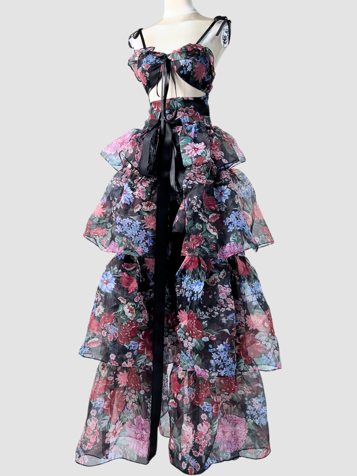 Ensemble jupe et jupe à imprimé floral noir 