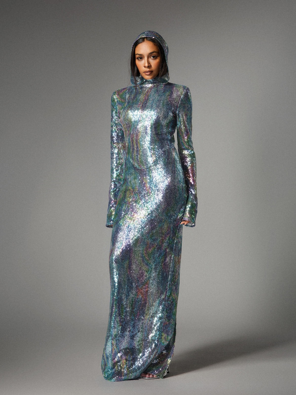 Robe maxi à capuche et manches longues ombrées bleu clair 