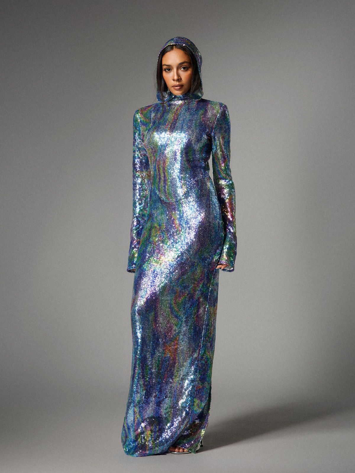 Robe longue à capuche et manches longues ombrée bleue