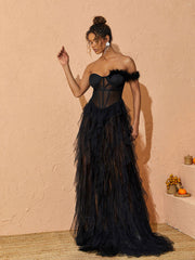 Robe longue asymétrique en tulle noir 