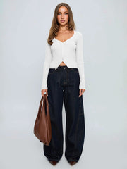 Date Minimalist Buttoned Knit Long Sleeve Top