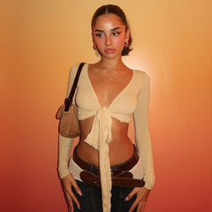 Haut à manches longues Out Bold à nouer sur le devant