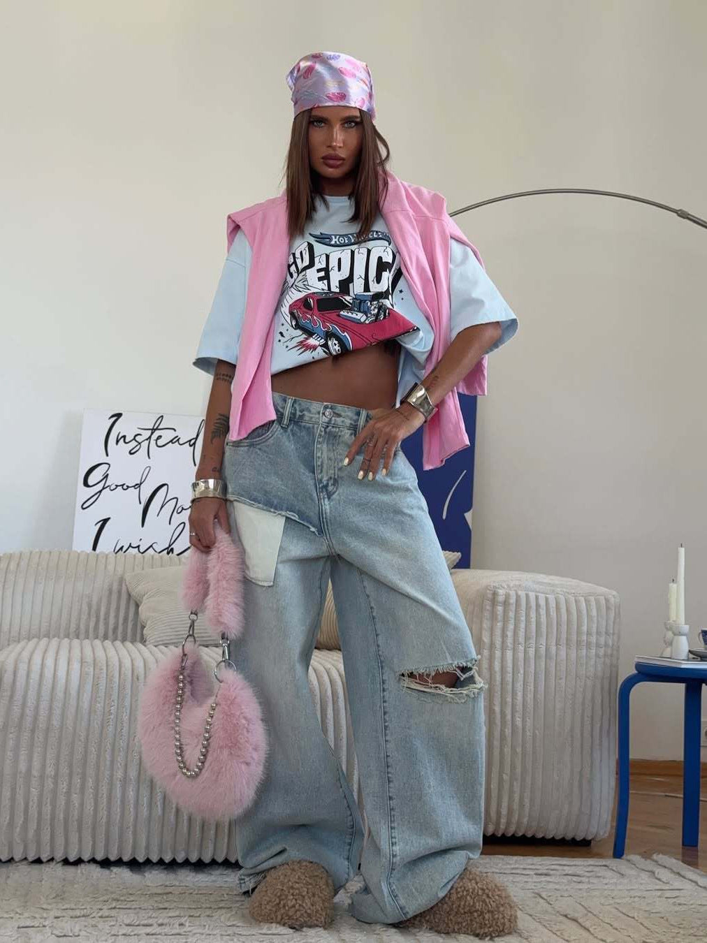 Jeans délavés et usés tendance 