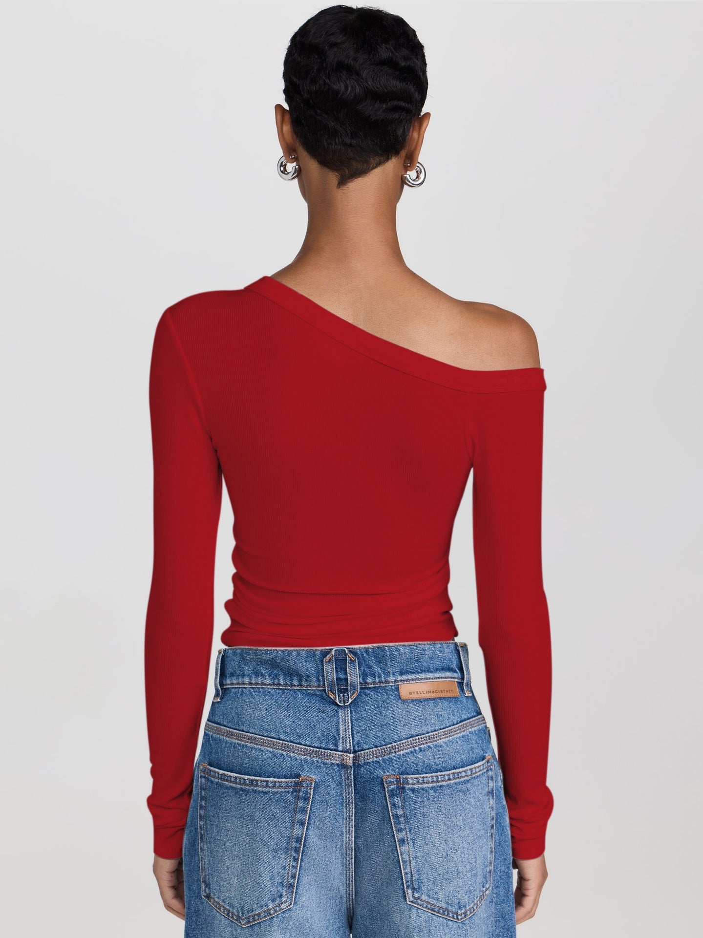 Haut à épaules dénudées élégant et original