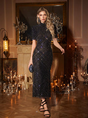 Robe courte à manches courtes en résille diamant 